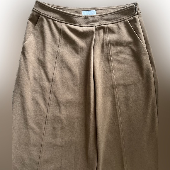 Oak & Fort Wide Leg Cropped Pants - Picture 6 of 7